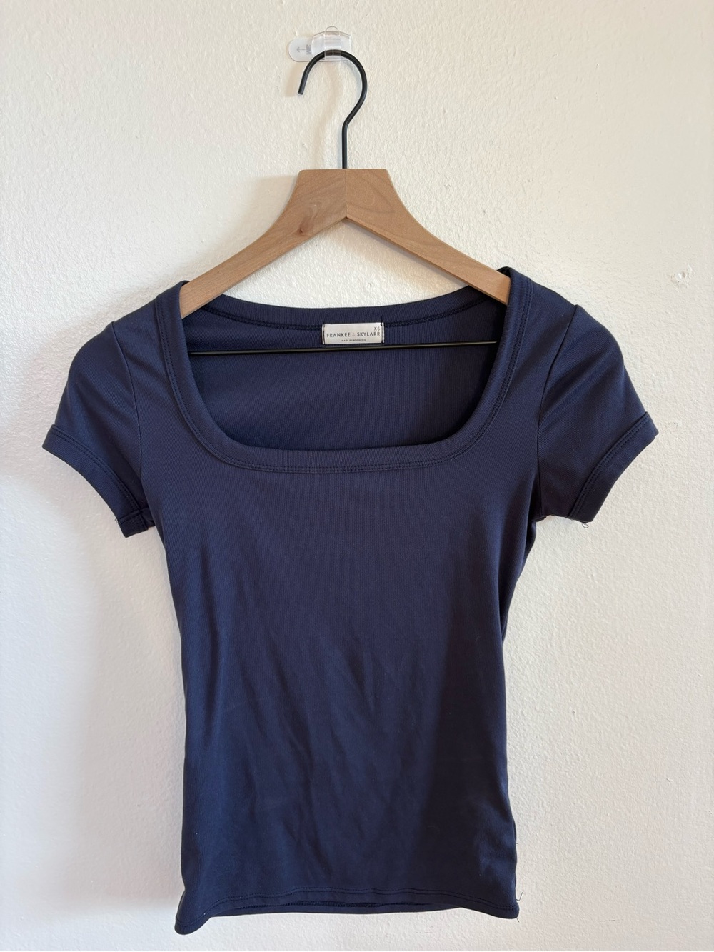 Women’s Square-Neck Short Fitted Tee - XS